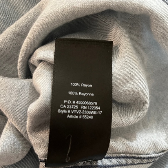 Aritzia Talula Denim Button Up Ladies Size Small - Picture 7 of 7